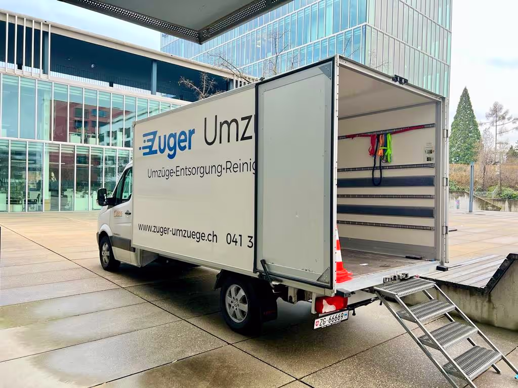 Lieferwagen Zuger Umzüge